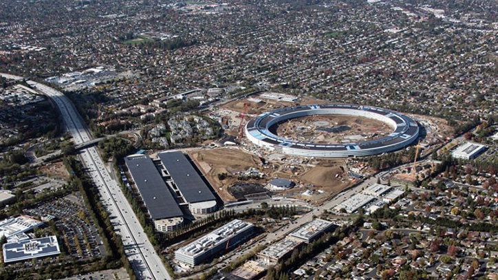 Apple_Campus_Norman_Foster_Its_Nice_that_4.jpg