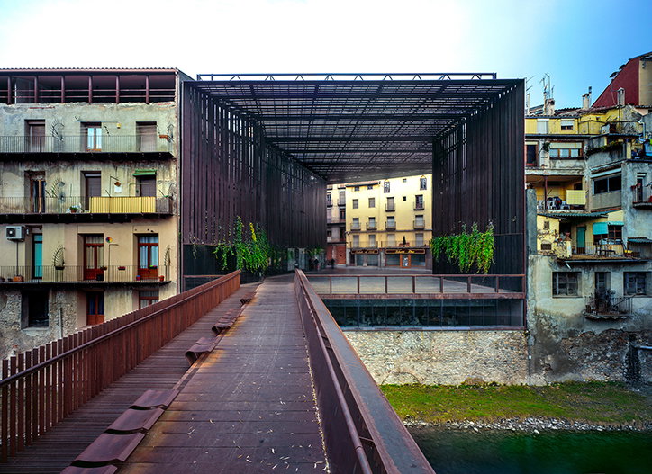LaLiraTheater_3.jpg
