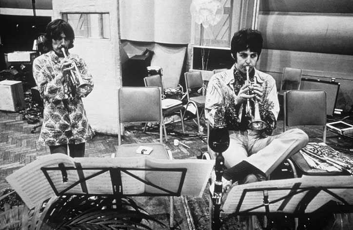 David-Magnus_Paul-and-George-playing-the-trumpet-backstage.jpg