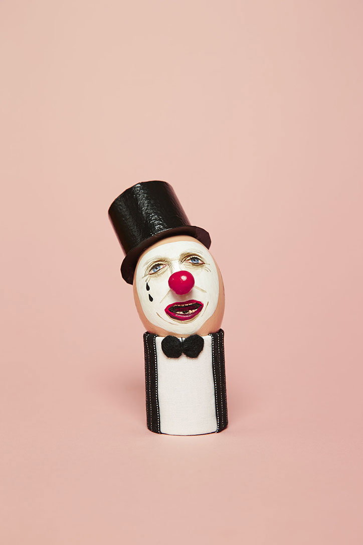Clown_Egg_Register_Its_Nice_That_8.jpg