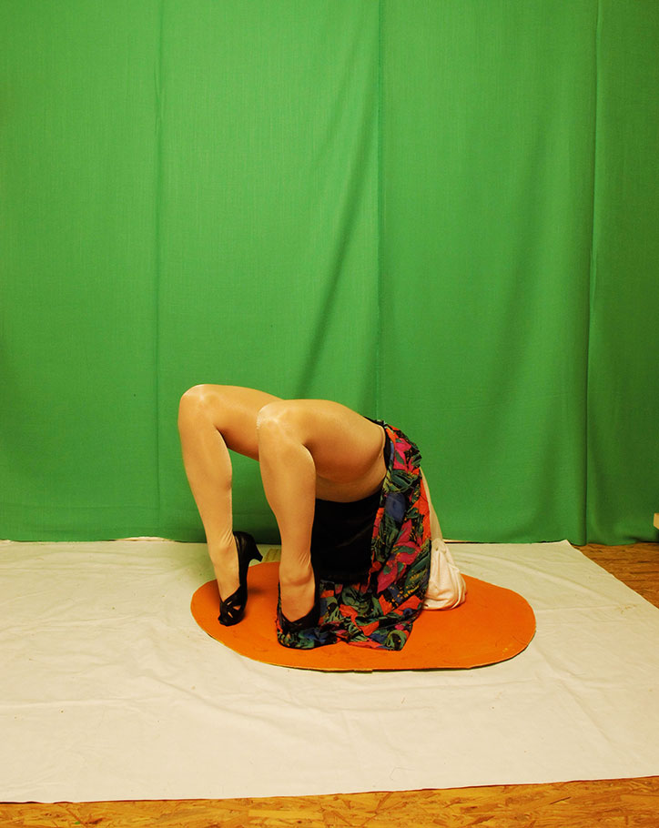 Girl-on-Girl_Isabelle-Wenzel_rotation2.jpg