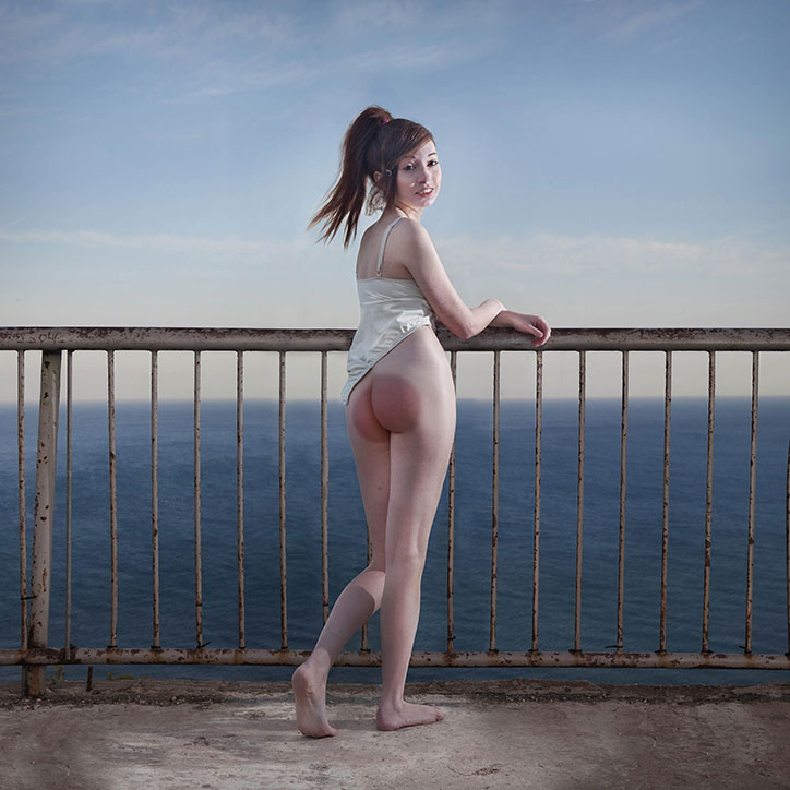 Girl-on-Girl_Yaeli-Gabriely.jpg