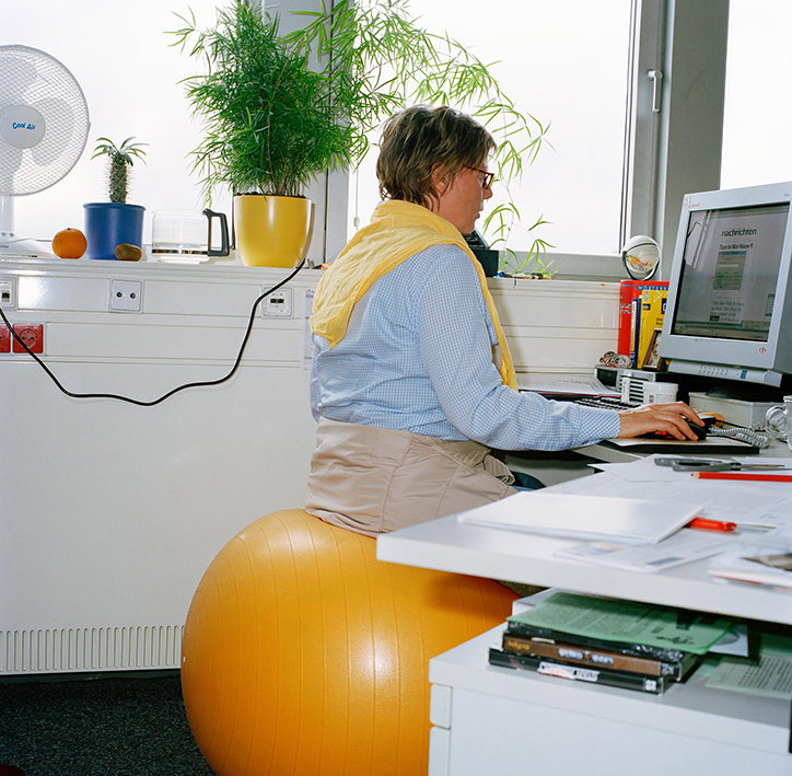 deskjob28.jpg