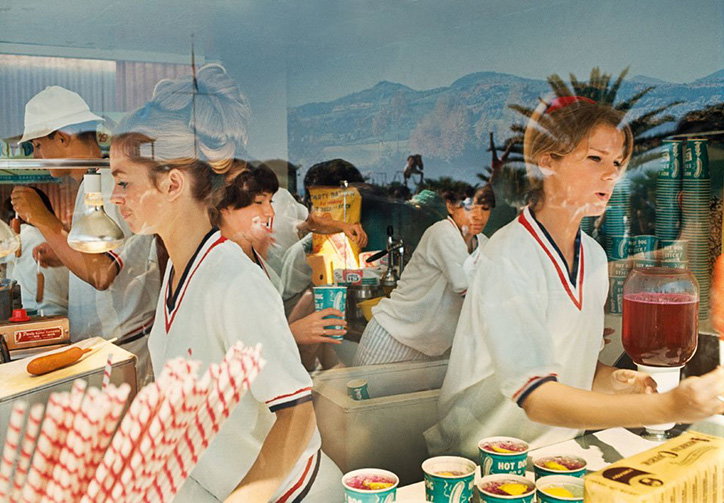 Marvin_E_Newman_Taschen_INT_4.jpg