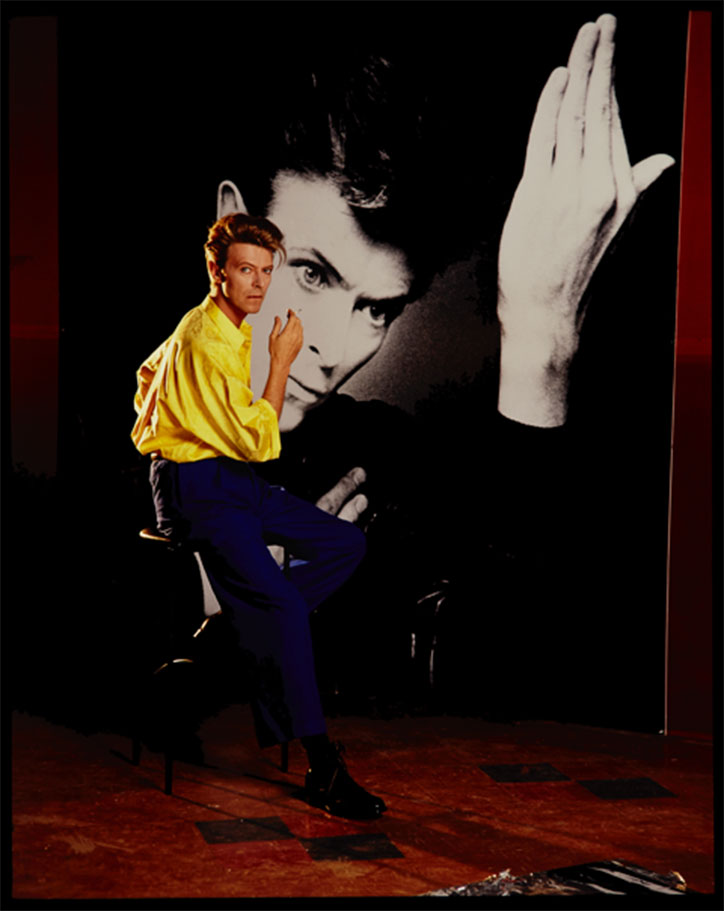 David-In-Front-of-Himself---Smoking-(1991)INT.jpg