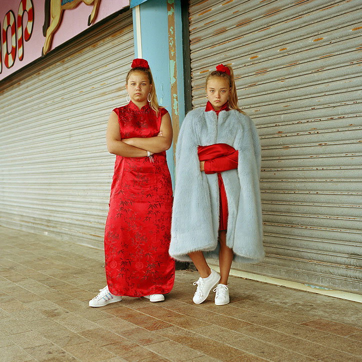 DeanDavies_Sisters_01INT.jpg