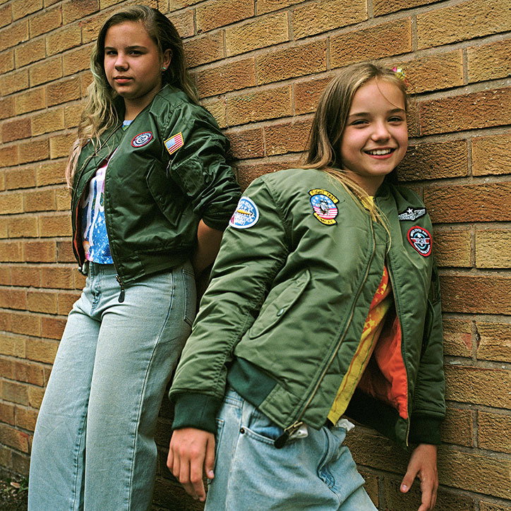 DeanDavies_Sisters_04INT.jpg