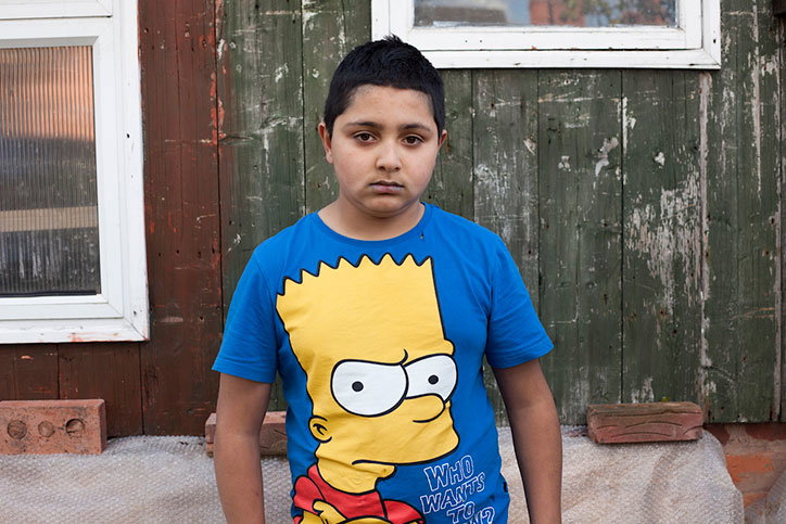 Young-boy-with-Bart-Simpson-©-Mahtab-Hussain---You-Get-Me_INT.jpg