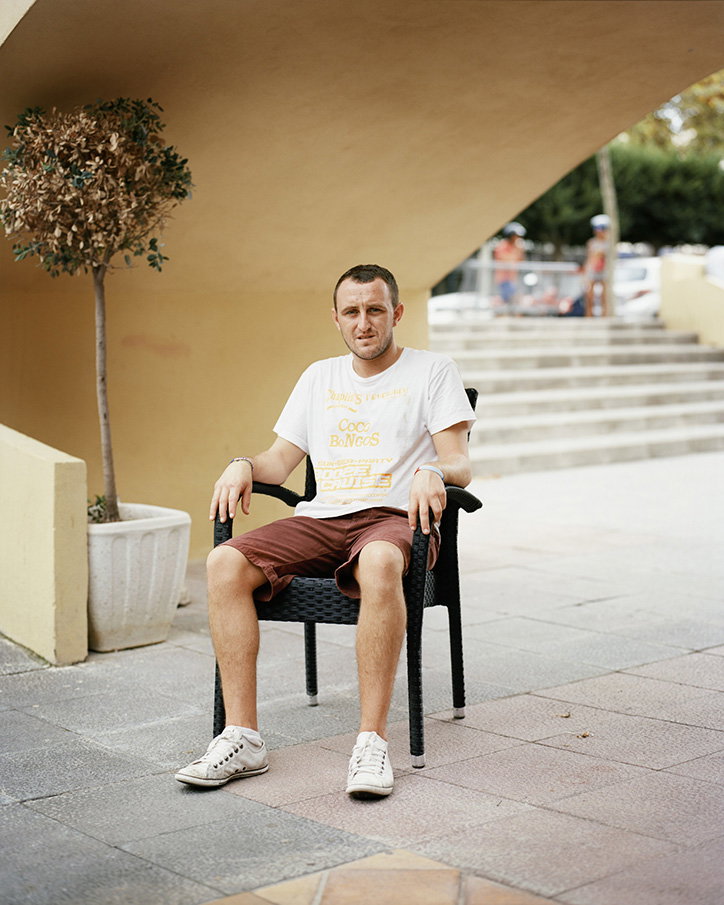 William_Lakin_Good_Times_for_Free_ITSNICETHAT_22.jpg