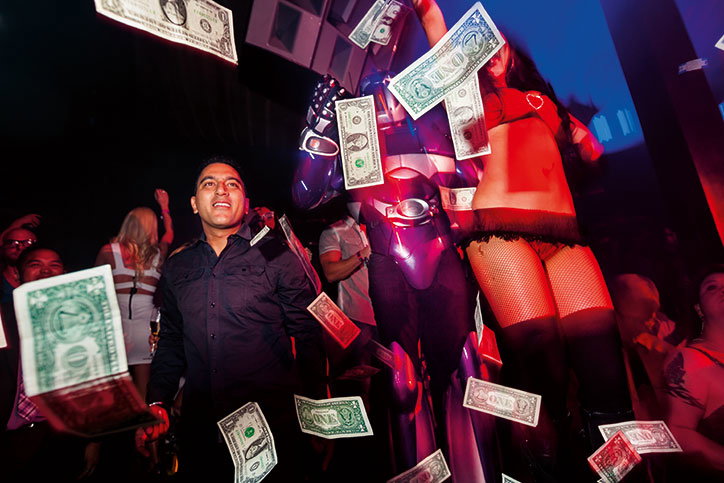 Lauren-Greenfield-Generation-Wealth-Its-Nice-That-f.jpg