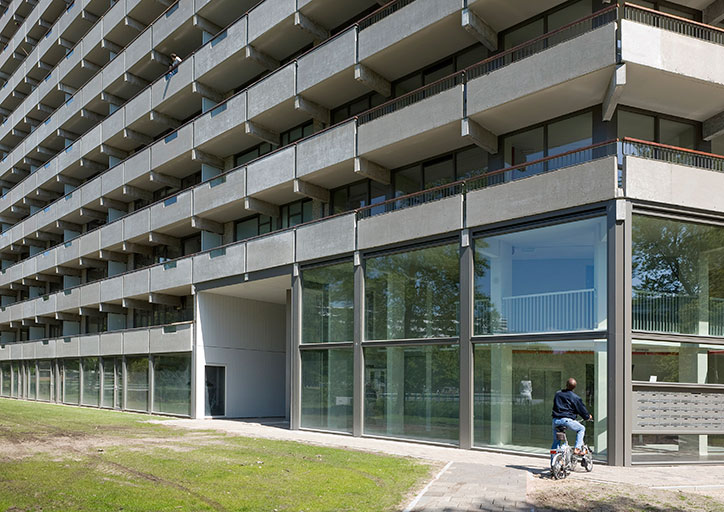 DeFlat-Kleiburg_NL-architects_XVW-architectuur_itsnicethat4.jpg