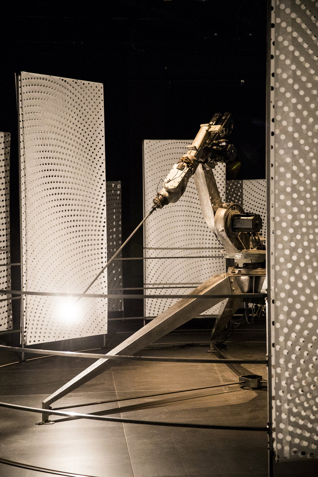 Conrad_Shawcross_In_light_of_the_machine_Barbican_INT_6.jpg