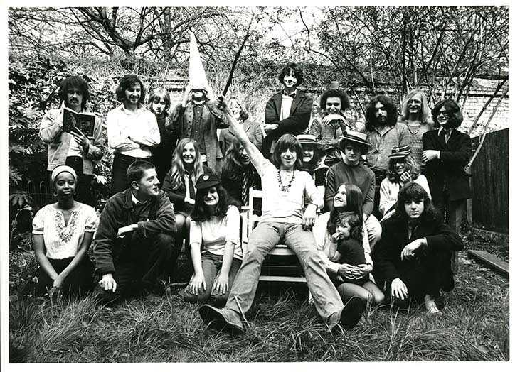 V_A_Felix_Dennis_Oz_itsnicethat_8.jpg