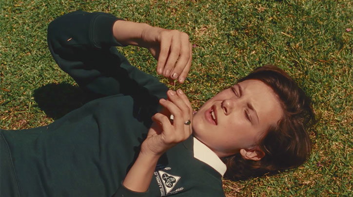 alasdair_mclellan_raf_simons_the_xx_I_dare_you_music_video10.jpg