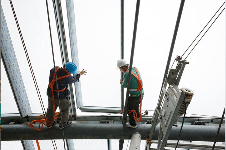 noah-sheldon-shanghai-tower-photography-itsnicethat-7.jpg