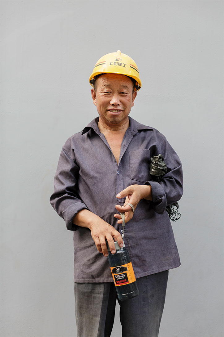 noah-sheldon-shanghai-tower-photography-itsnicethat-16.jpg