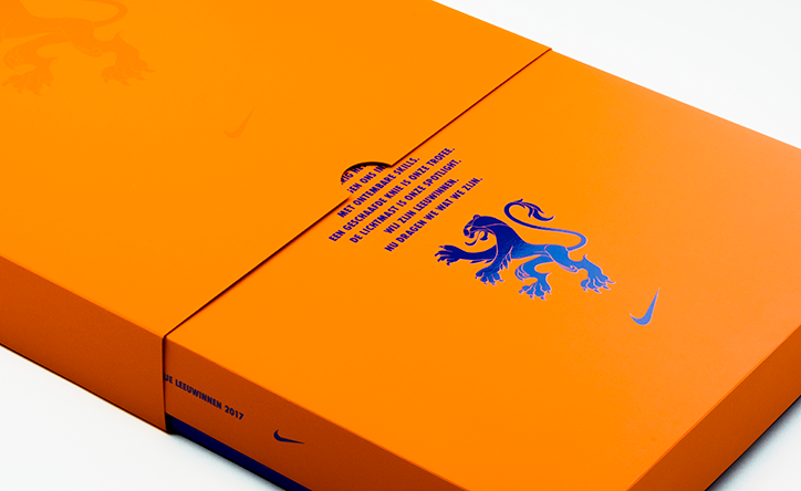 nike_wieden_kennedy_knvb_netherlands_womens_football_team_lioness_crest_graphic_design_itsnicethat5.png