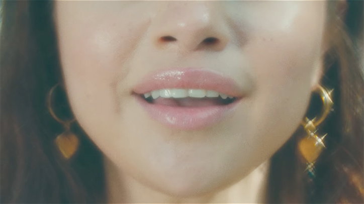 petra_collins_selena_gomez_fetish_video_itsnicethat5.jpg
