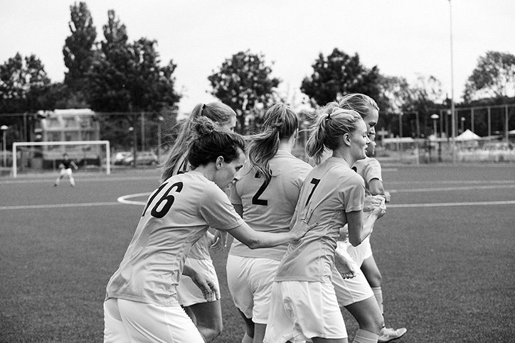 Jane_Stockdale_Dutch_Football_Nike_Photography_It's_Nice_That_18.jpg