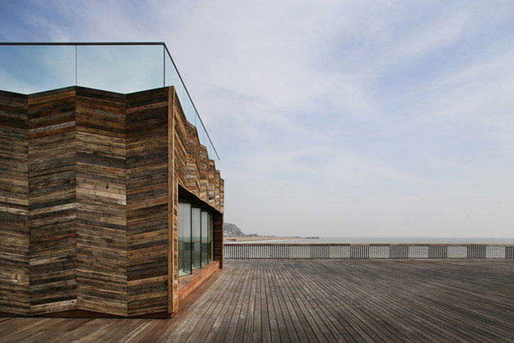 Alex_de_Rijke_drmm_architecture_its_nice_that.jpg
