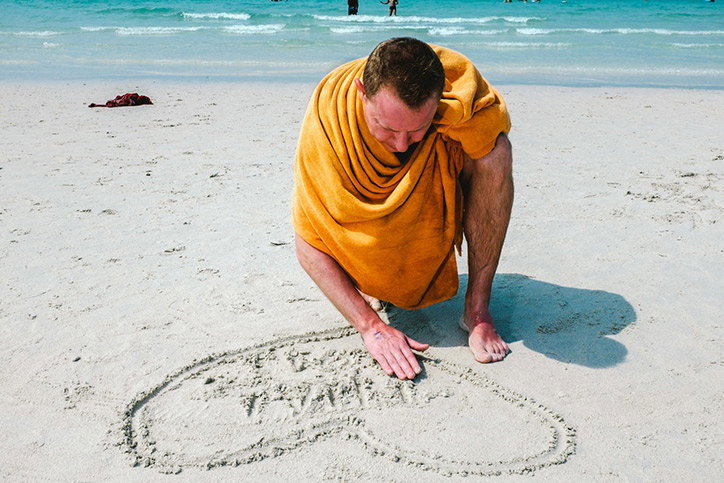 Larry-Hallegua-Pattaya-Beach-photography-itsnicethat-1.jpg
