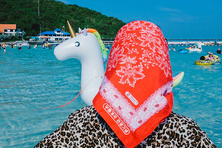 Larry-Hallegua-Pattaya-Beach-photography-itsnicethat-9.jpg