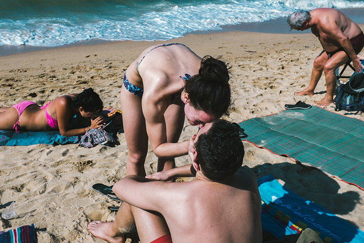 Larry-Hallegua-Pattaya-Beach-photography-itsnicethat-7.jpg
