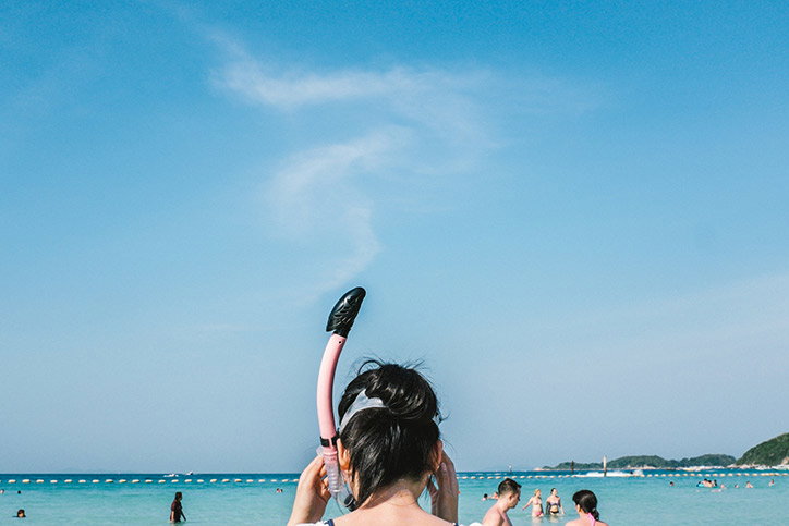 Larry-Hallegua-Pattaya-Beach-photography-itsnicethat-2.jpg