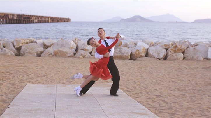 emily-and-alice-stein-hold-me-closer-tiny-dancer-film-itsnicethat10.jpg