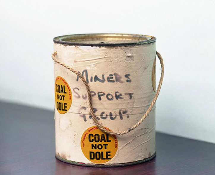 ScarlettOFlaherty-CollectingTinReconstructed-Photography-itsnicethat-02.jpg