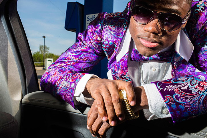 Landon-Nordeman-Prom-in-Flint-photography-itsnicethat-9.jpg