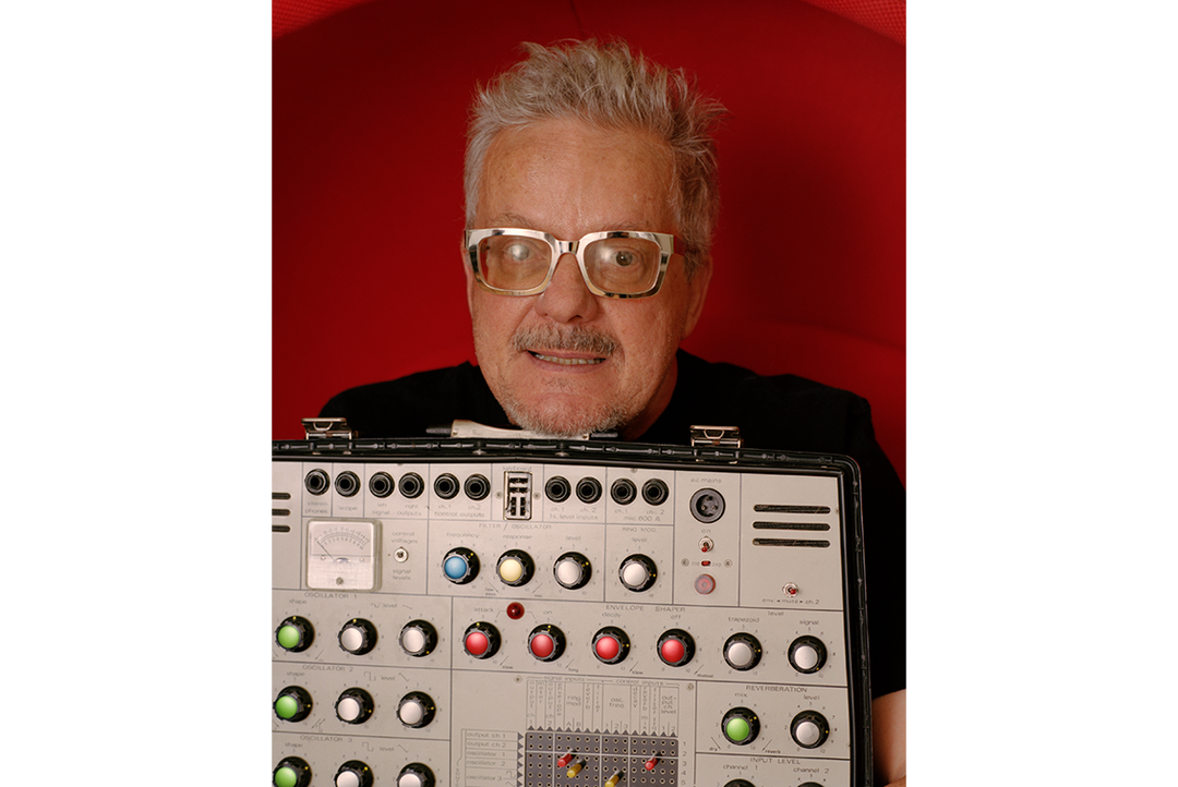 MarkMothersbaugh-MollyMatalon-Art-itsnicethat-13.png