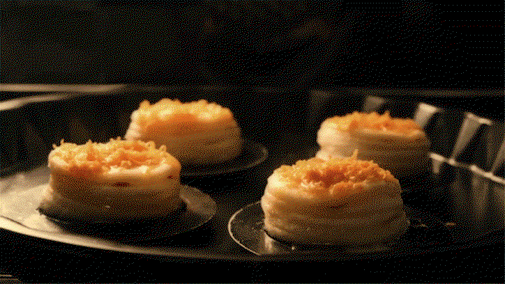 Parabella_4Creative_Blinkink_Great_British_Bake_Off_trailer_itsnicethat4publication-itsnicethat-advertising.gif