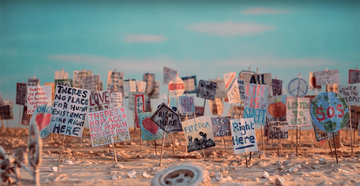 ChrisHopewell-FatherJohnMisty-Animation-itsnicethat-08.png