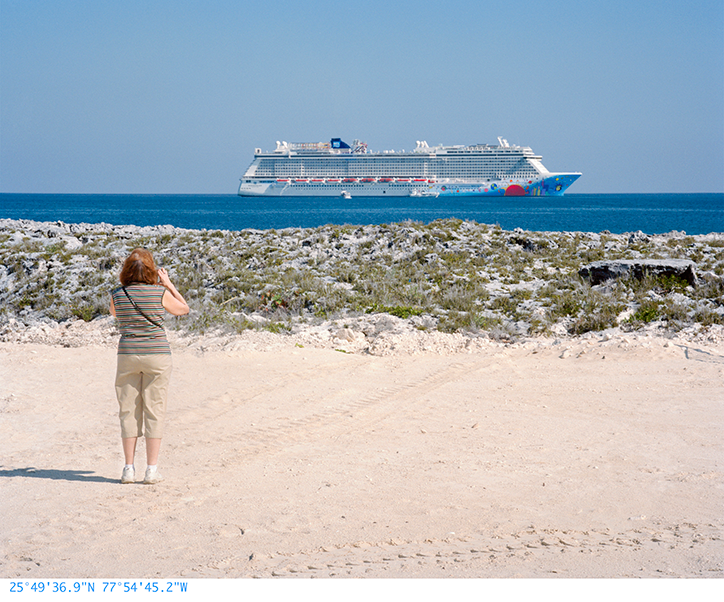 Anna-Beee-At-Sea-photography-itsnicethat-2.png