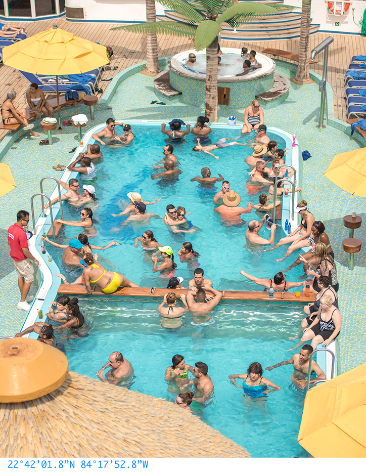Anna-Beee-At-Sea-photography-itsnicethat-21.png