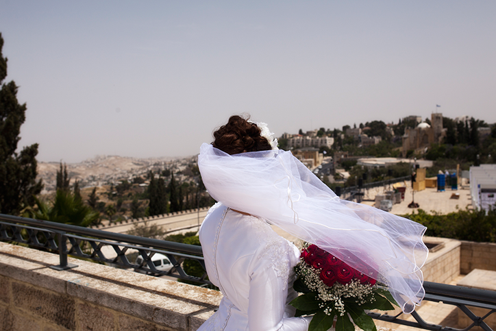 Gregory-Michenaud-Yibbum-photography-itsnicethat-4.png