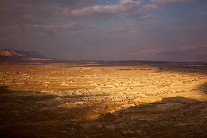 Gregory-Michenaud-Yibbum-photography-itsnicethat-6.png