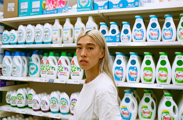 eliza-hatch-cheer-up-luv-photography-itsnicethat-1.jpg