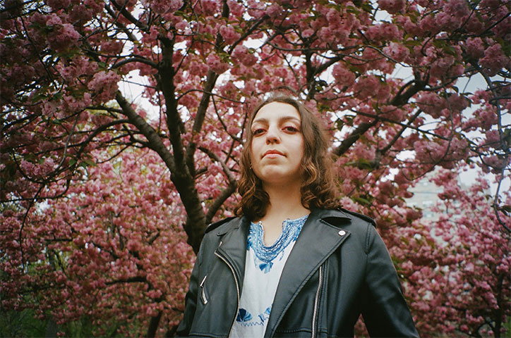 eliza-hatch-cheer-up-luv-photography-itsnicethat-2.jpg