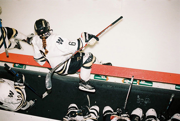 alana-paterson-womens-ice-hockey-photography-itsnicethat-9.jpg
