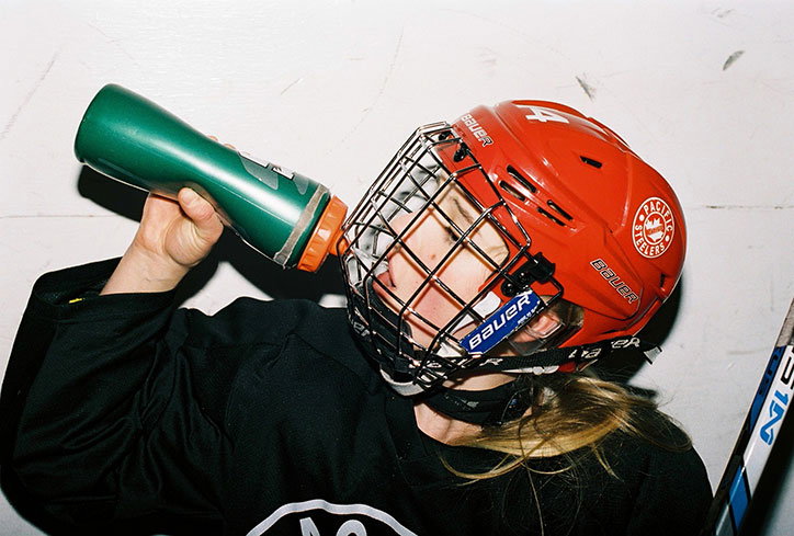 alana-paterson-womens-ice-hockey-photography-itsnicethat-10.jpg