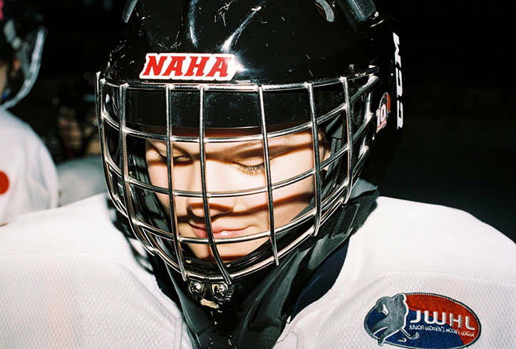 alana-paterson-womens-ice-hockey-photography-itsnicethat-8.jpg