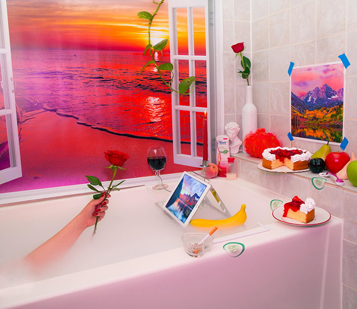 Aleia_Alex-EscapistBathTub31-Photography-itsnicethat-01.jpg.jpg