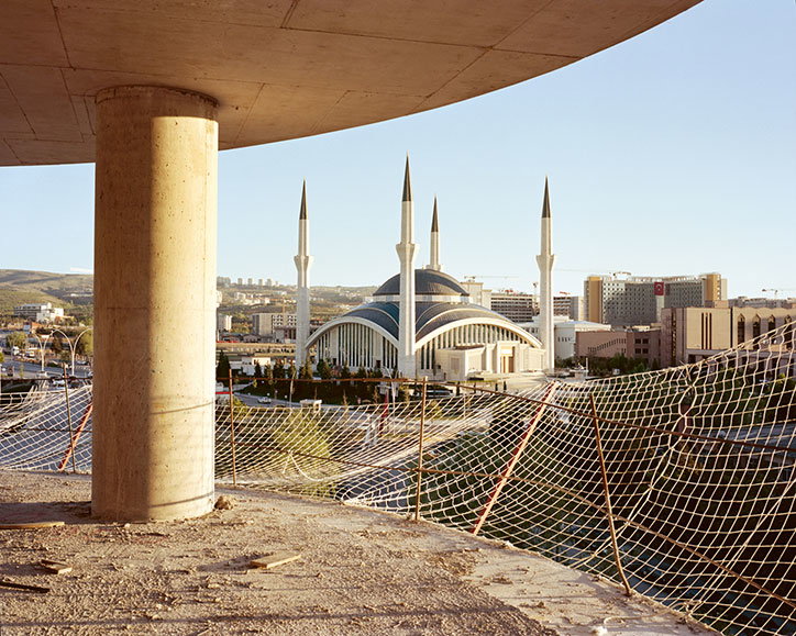 Behrendt-GreetingsFromTurkey-photography-itsnicethat-2.jpg