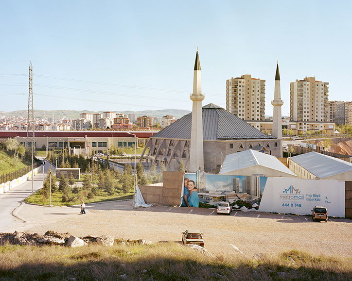 Behrendt-GreetingsFromTurkey-photography-itsnicethat-3.jpg