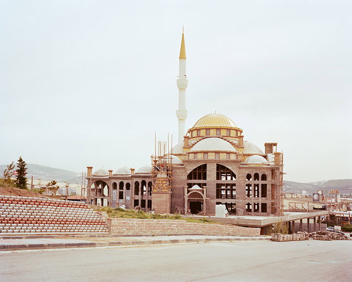 Behrendt-GreetingsFromTurkey-photography-itsnicethat-5.jpg