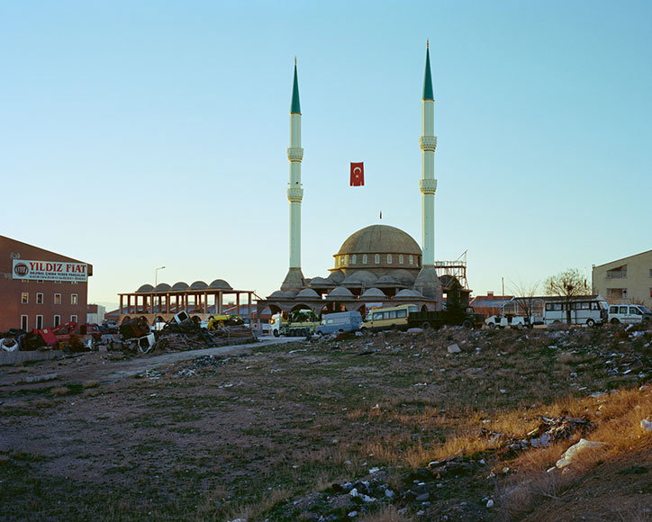 Behrendt-GreetingsFromTurkey-photography-itsnicethat-9.jpg