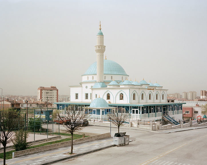 Behrendt-GreetingsFromTurkey-photography-itsnicethat-10.jpg