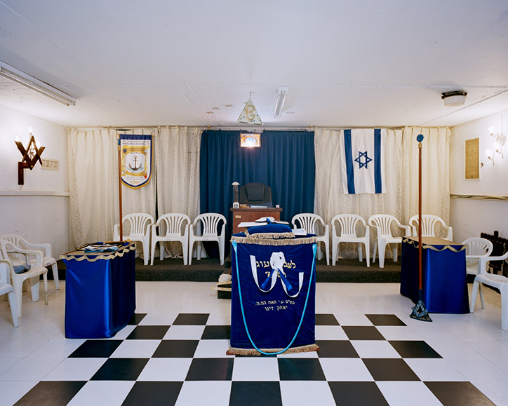 Julianne-Herrmann-Man-Among-Men-photography-itsnicethat-8.png